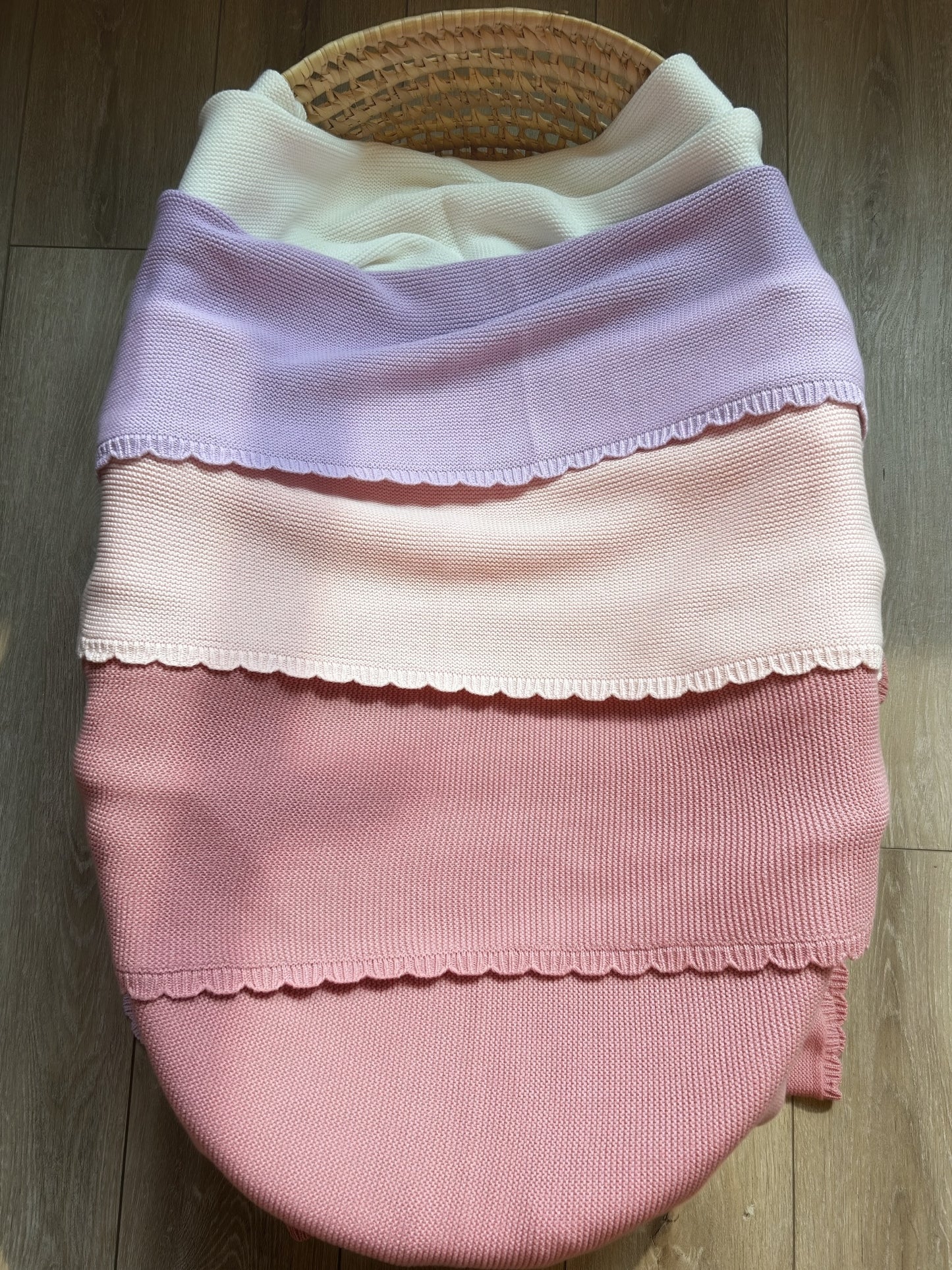 Scallop Knit Blanket ♡ Blush