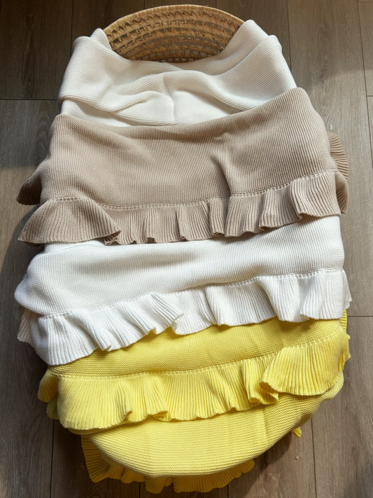 Ruffle Knit Blanket ♡ Buttercup
